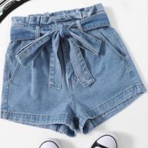 Shein: paper bag denim shorts